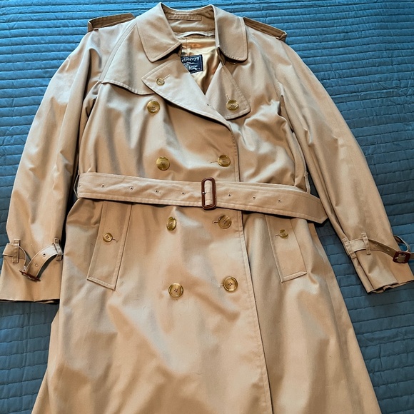 Mens Burberrys Trench Coat Size 36L Nova Check Wool Lining - Picture 1 of 16